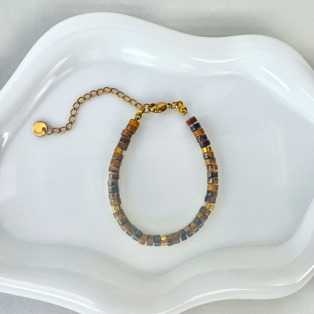 Meru Shell Bracelet