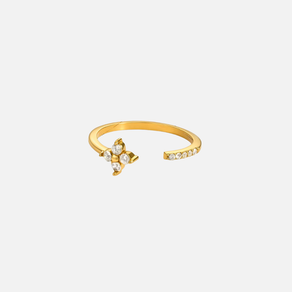 Mini Clover Ring