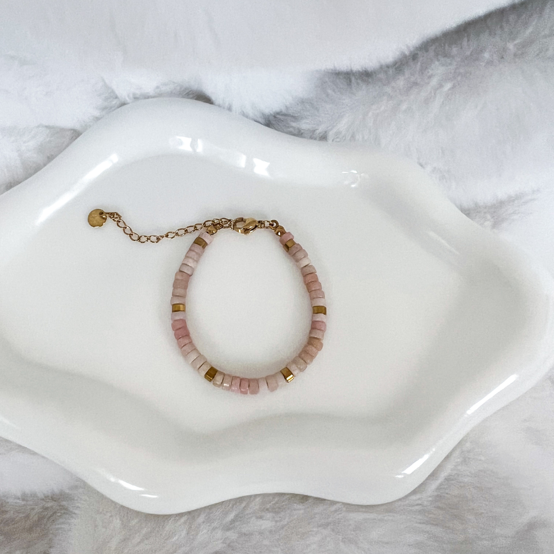 Shimba Shell Bracelet