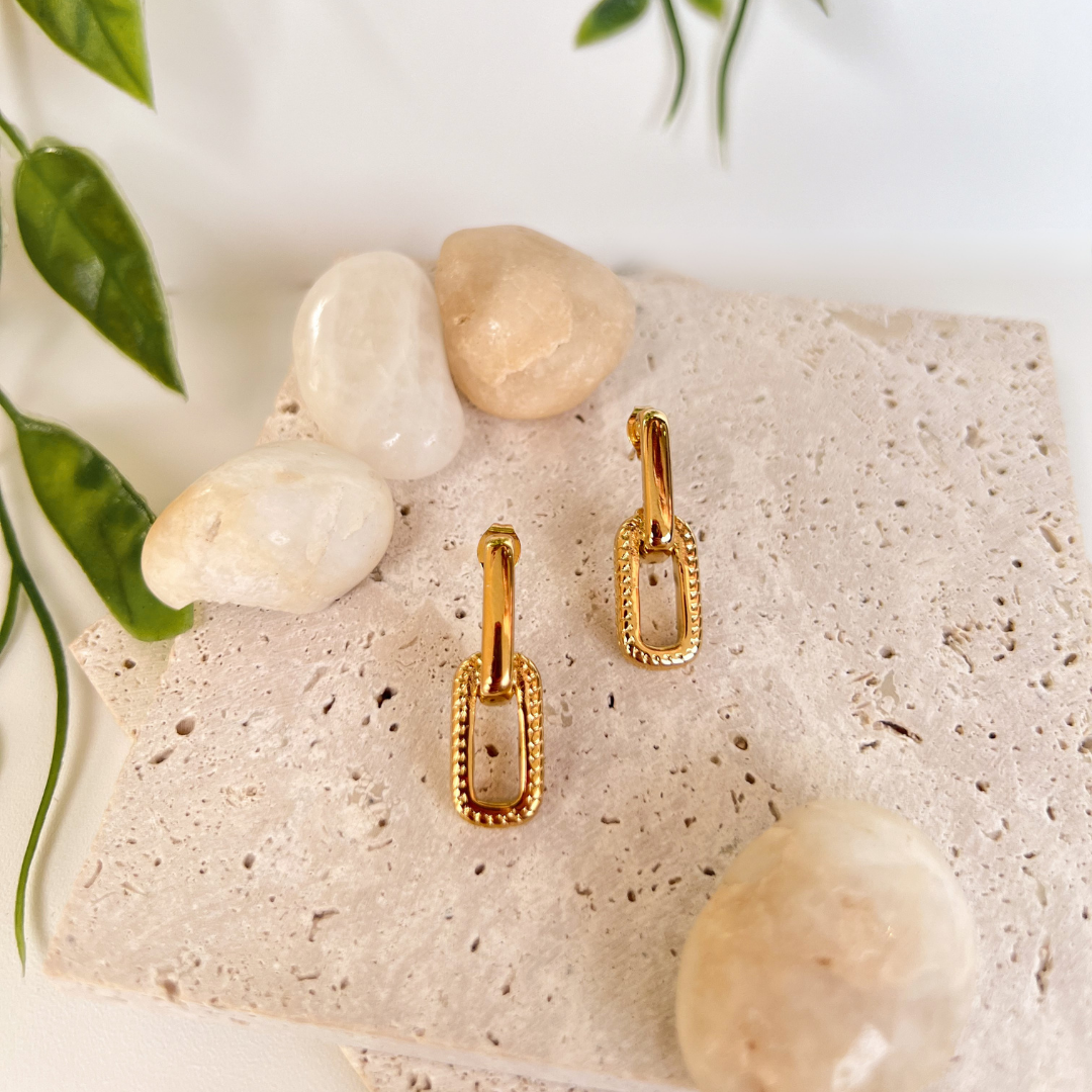 Gold Interlaced Earrings