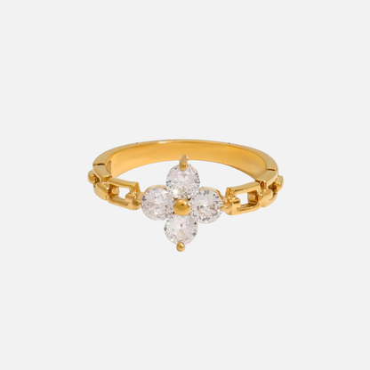 Clover Ring