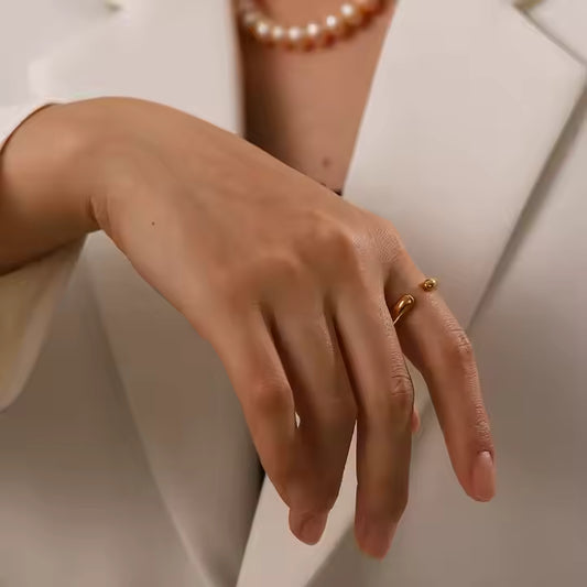 Gold Water Drop Band Ring